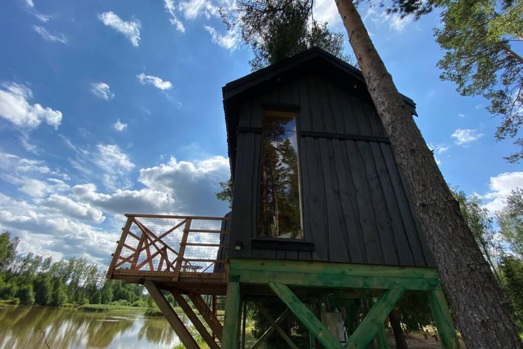 Dragon House In The Tree! Jacuzzi, Sauna ,Cinema,Heated Lici  ภายนอก รูปภาพ